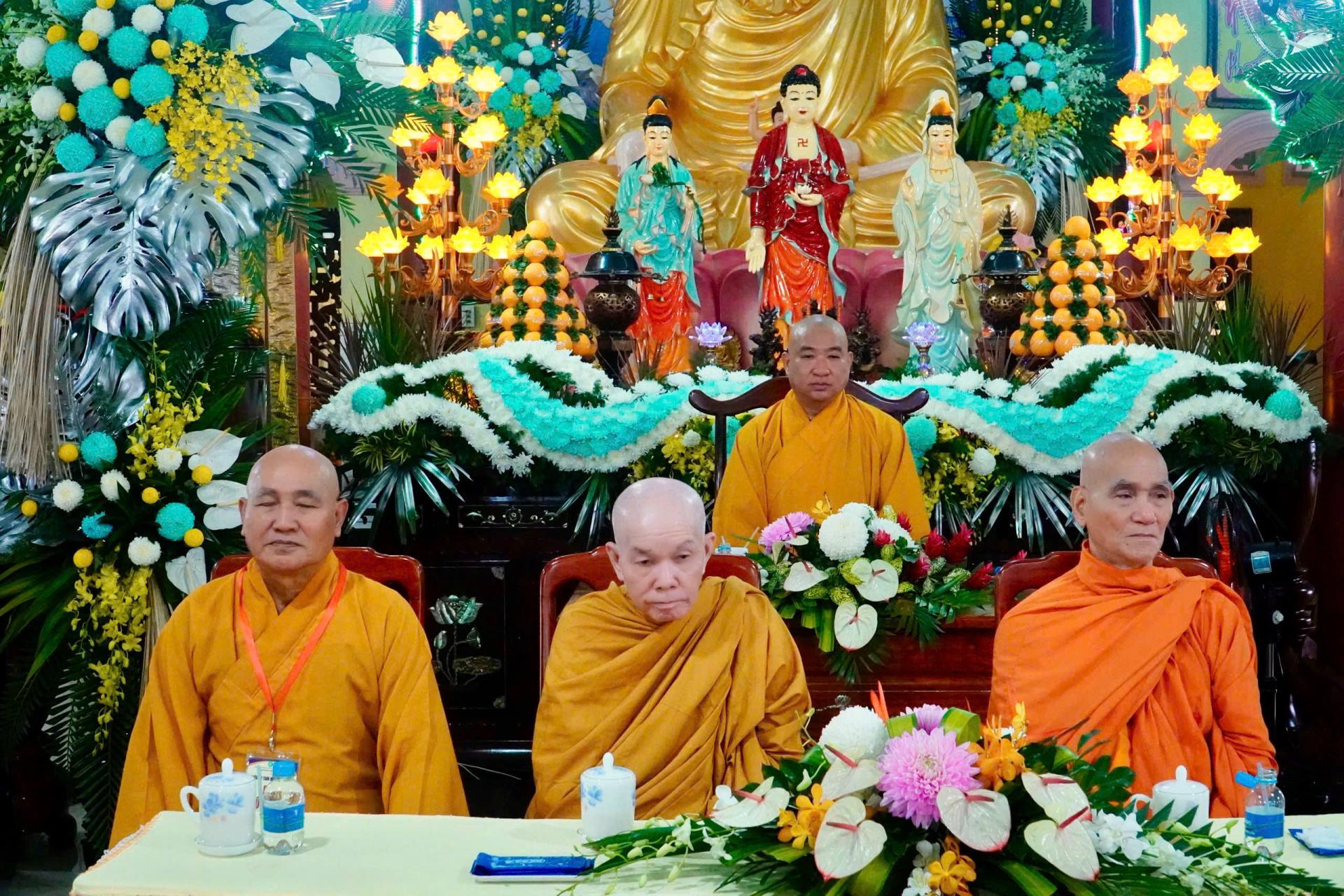 Pháp Thoại Và Chia Sẻ Kinh Nghiệm Phụng Sự Giáo Hội